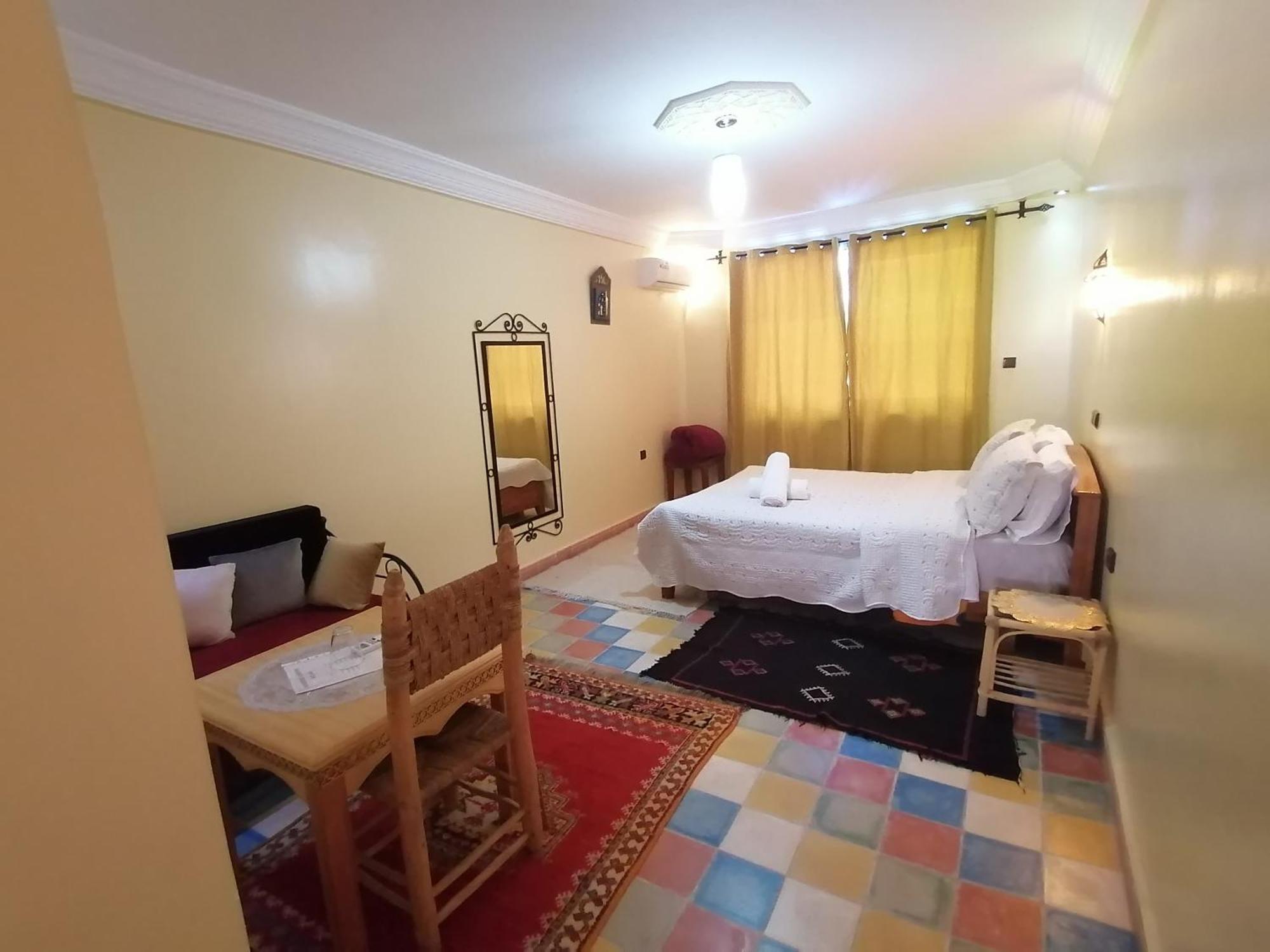 Riad Camping Atlas Tinghir Quarto foto